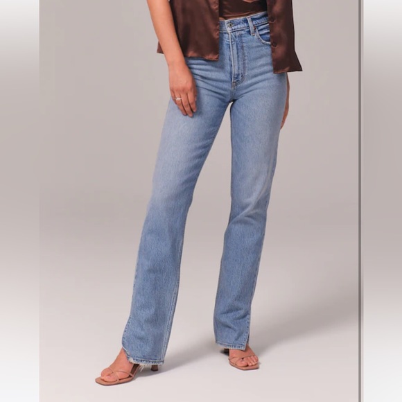 Abercrombie Ultra High Rise 90s Straight Jean - 26 Reg - Picture 1 of 3